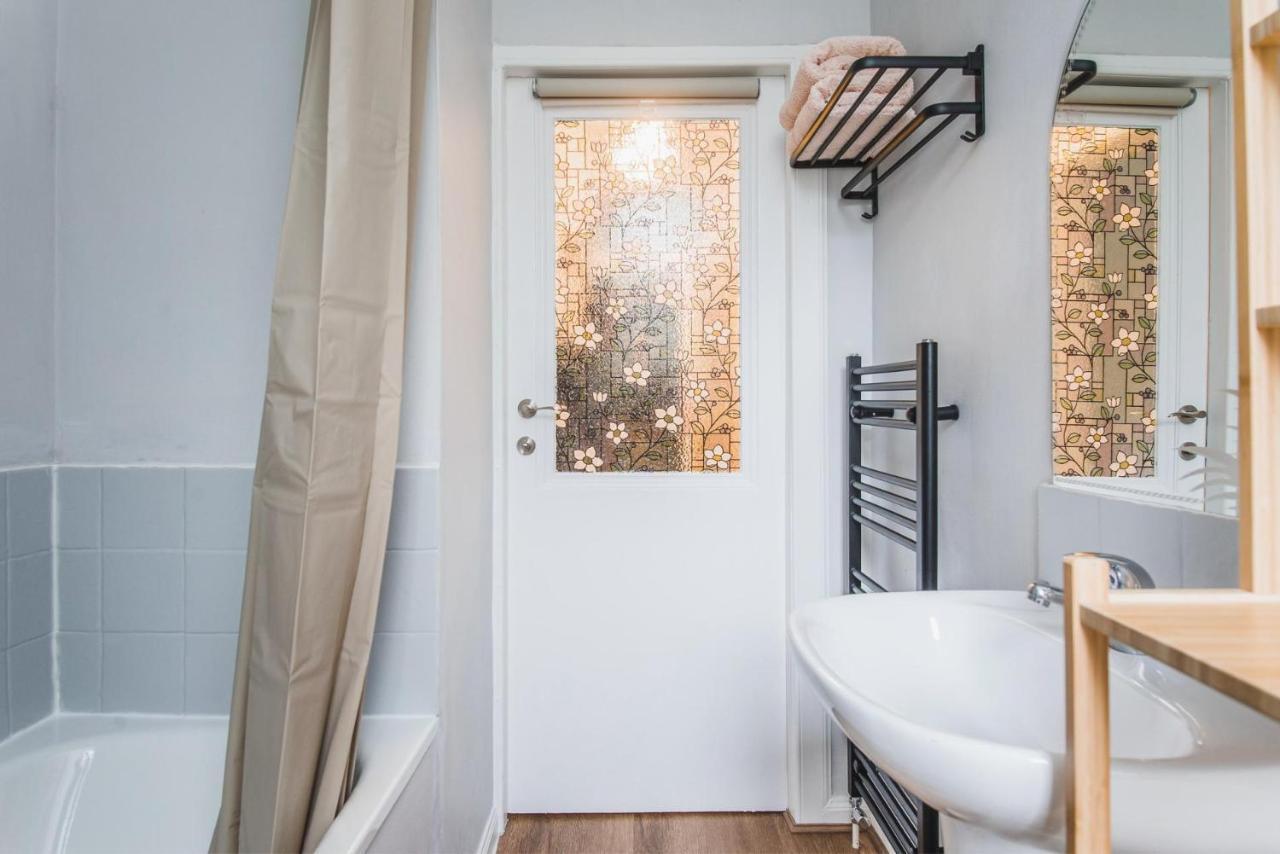 New Sleek 1Bd Edinburgh City Centre Stay 外观 照片